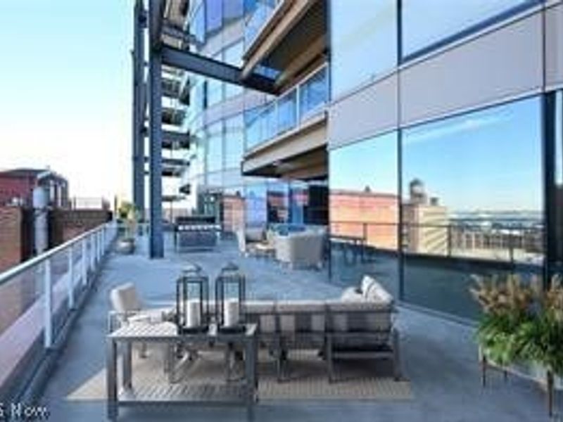 701 W Lakeside Avenue, Unit 608, Cleveland, OH 44113 Photo 37