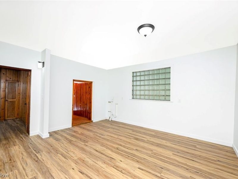 2559 Raber Road, Uniontown, OH 44685 Photo 6