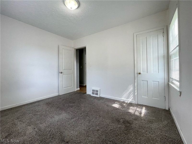 1731 Thornapple Avenue, Akron, OH 44301 Photo 8