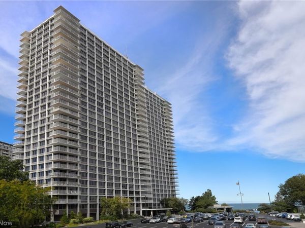 12700 Lake Avenue, Unit 1104, Lakewood, OH 44107
