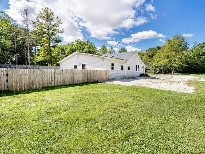 259 NE River Road, Lake Milton, OH 44429 Photo 8