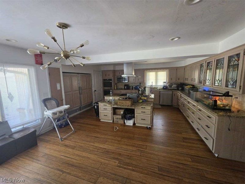 24750 S Woodland Road, Beachwood, OH 44122 Photo 9