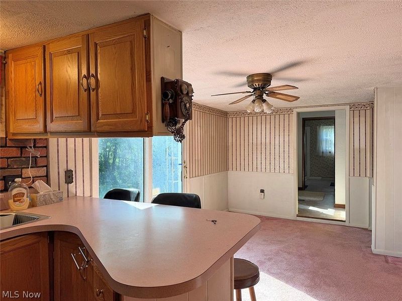 10182 Andora Road NE, East Rochester, OH 44625 Photo 13