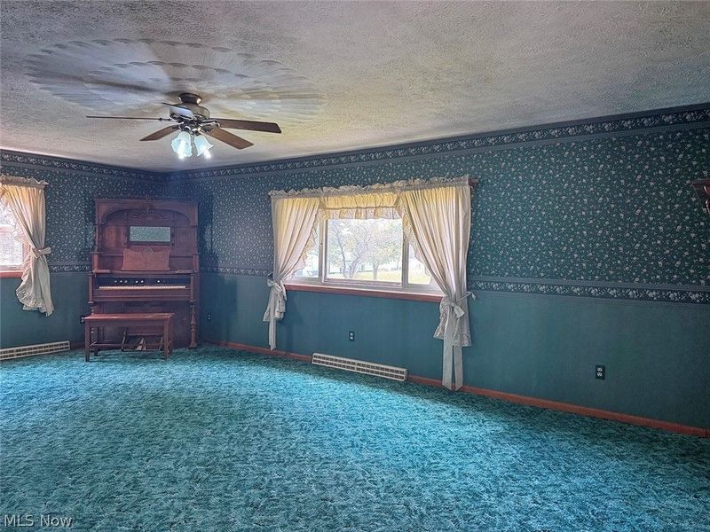 10182 Andora Road NE, East Rochester, OH 44625 Photo 14
