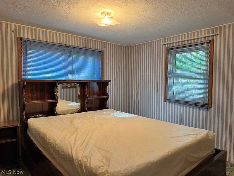 10182 Andora Road NE, East Rochester, OH 44625 Photo 24