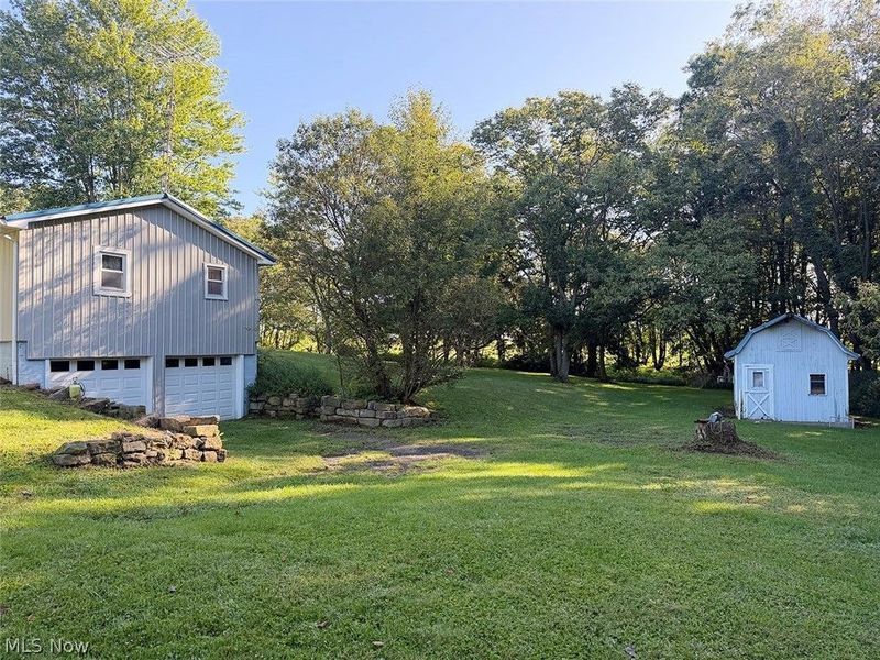 10182 Andora Road NE, East Rochester, OH 44625 Photo 28
