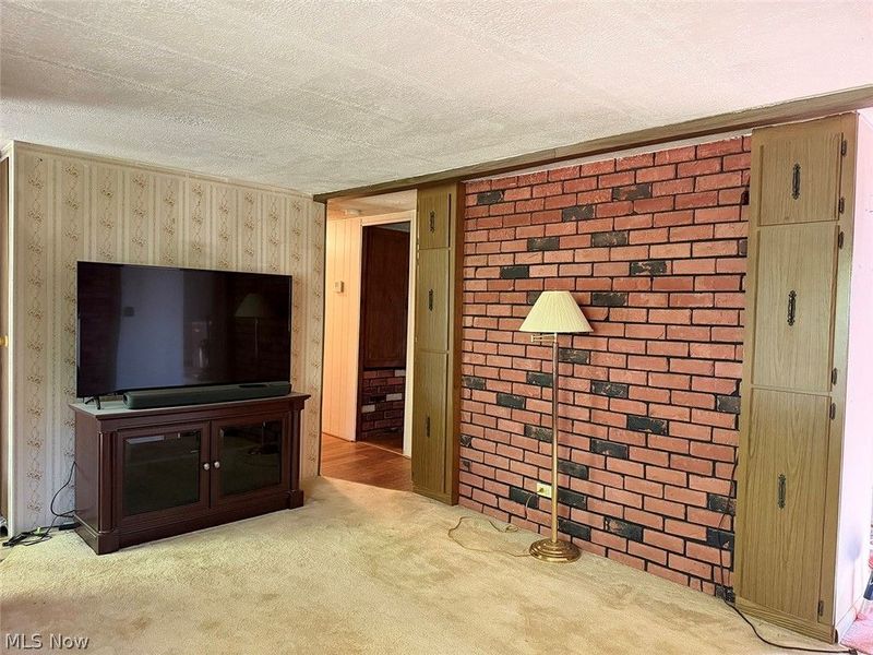 10182 Andora Road NE, East Rochester, OH 44625 Photo 9