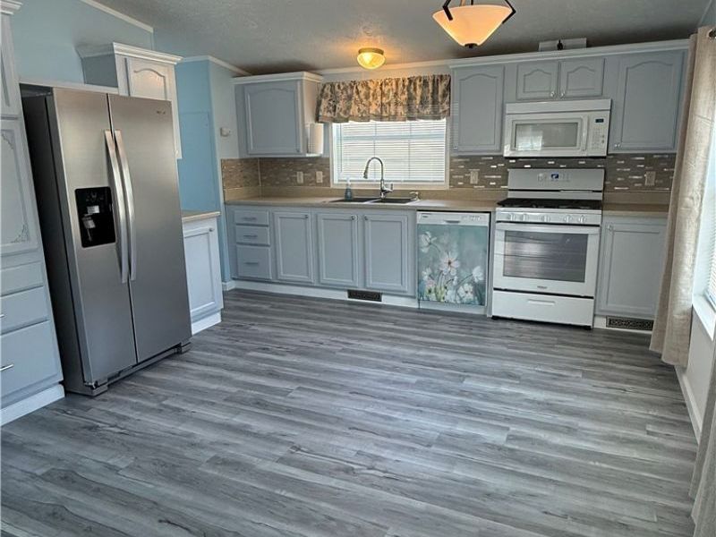 11608 NE 4th Street, Magnolia, OH 44643 Photo 14