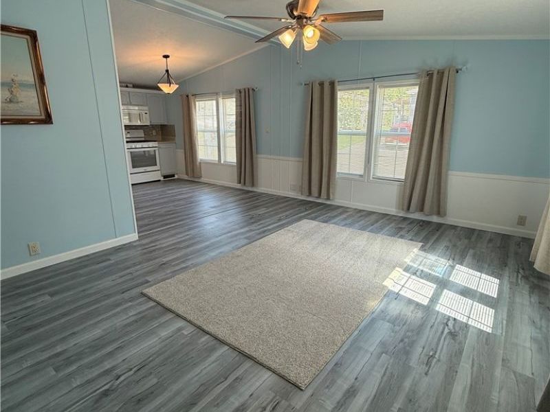 11608 NE 4th Street, Magnolia, OH 44643 Photo 21