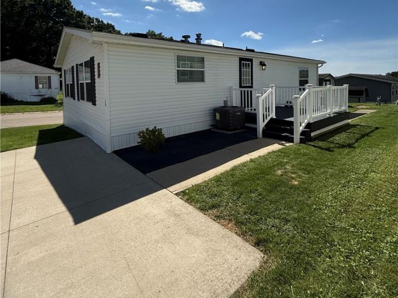 11608 NE 4th Street, Magnolia, OH 44643 Photo 3