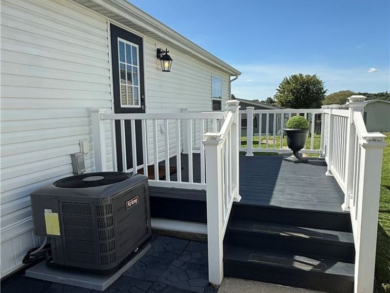 11608 NE 4th Street, Magnolia, OH 44643 Photo 8