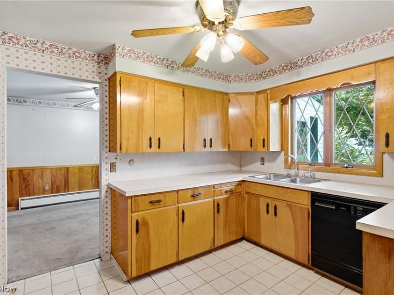 11225 Freshley Avenue NE, Alliance, OH 44601 Photo 14