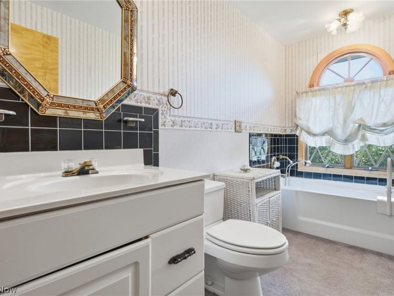 11225 Freshley Avenue NE, Alliance, OH 44601 Photo 30
