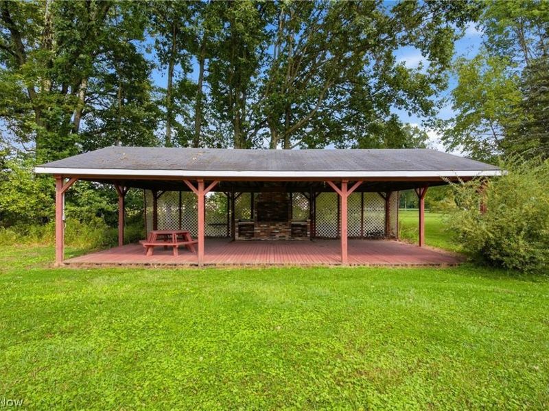 11225 Freshley Avenue NE, Alliance, OH 44601 Photo 39