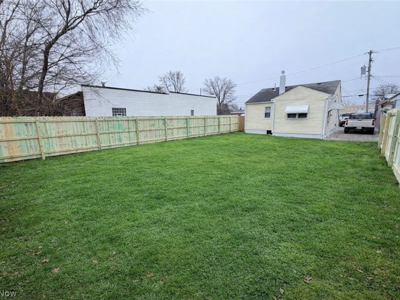 1380 E 345th Street, Eastlake, OH 44095 Photo 2