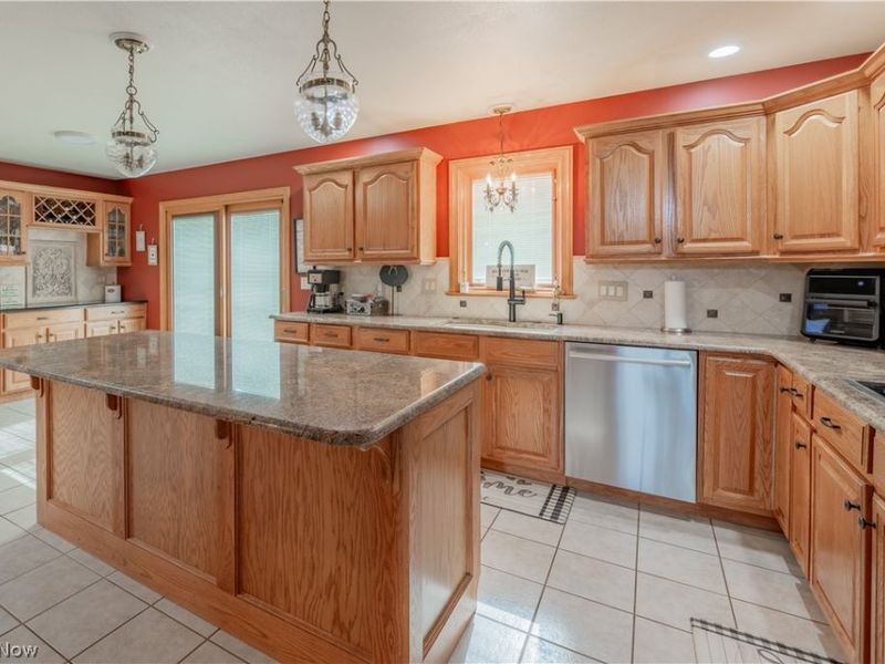 1064 Fairfield School Road, Columbiana, OH 44408 Photo 11