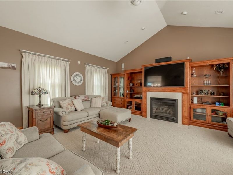 1064 Fairfield School Road, Columbiana, OH 44408 Photo 8