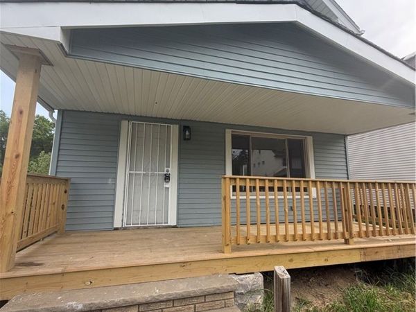 6813 Polonia Avenue, Cleveland, OH 44105