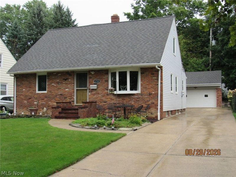 1733 E 238th Street, Euclid, OH 44117 Photo 1