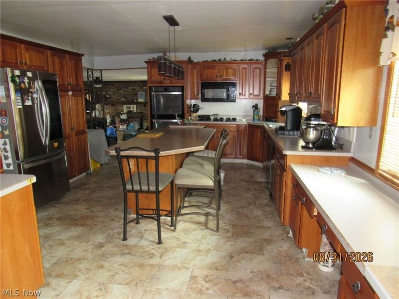 1733 E 238th Street, Euclid, OH 44117 Photo 16