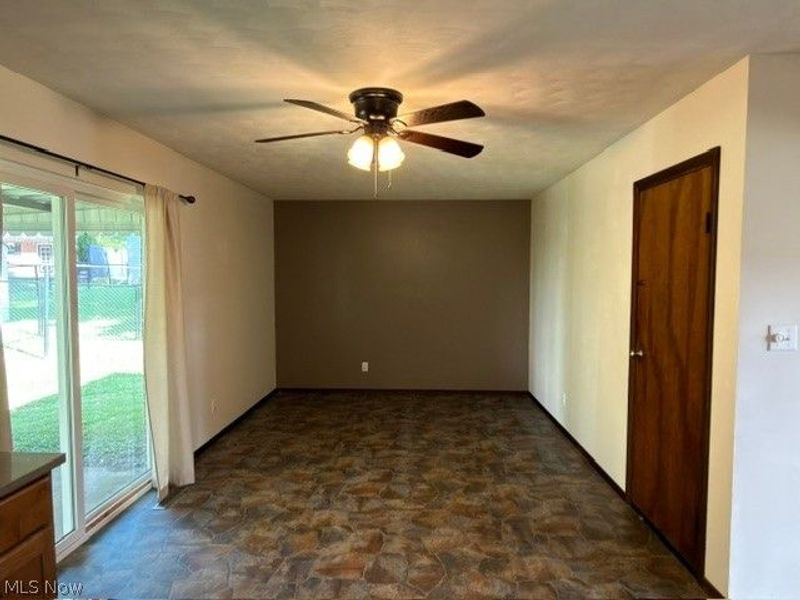 308 Snearly Drive, Marietta, OH 45750 Photo 12