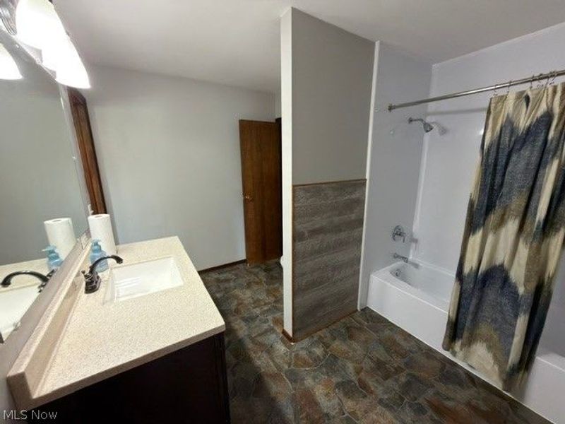 308 Snearly Drive, Marietta, OH 45750 Photo 30