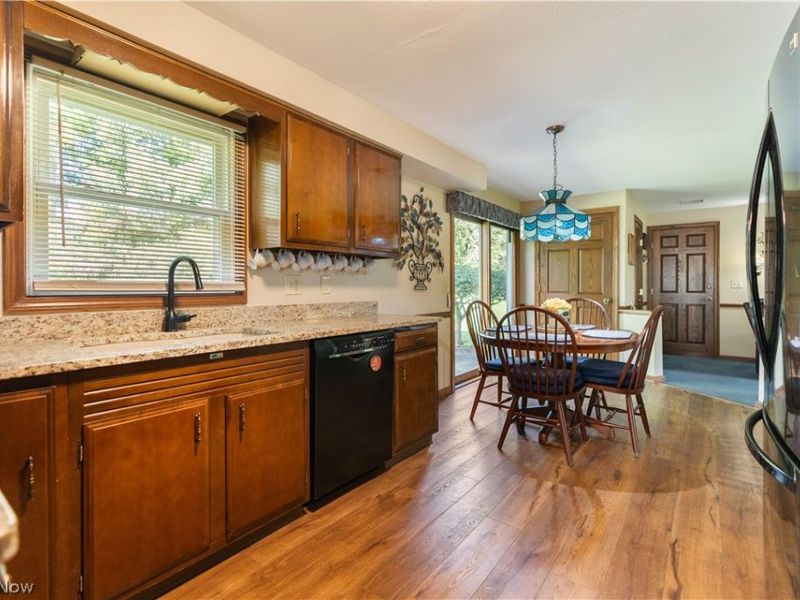 517 Winston Avenue NE, North Canton, OH 44720 Photo 13