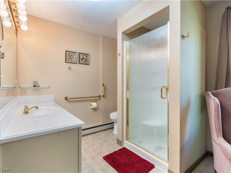 517 Winston Avenue NE, North Canton, OH 44720 Photo 24