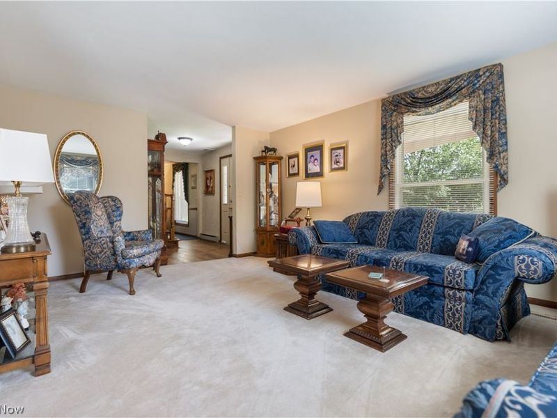 517 Winston Avenue NE, North Canton, OH 44720 Photo 8