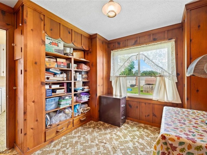 691 E Ford Avenue, Barberton, OH 44203 Photo 13