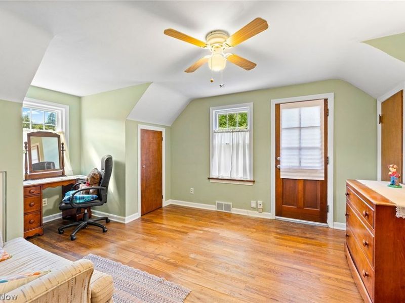 691 E Ford Avenue, Barberton, OH 44203 Photo 21
