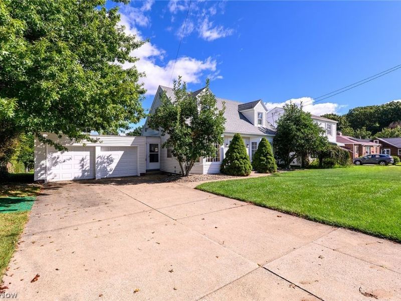 691 E Ford Avenue, Barberton, OH 44203 Photo 33