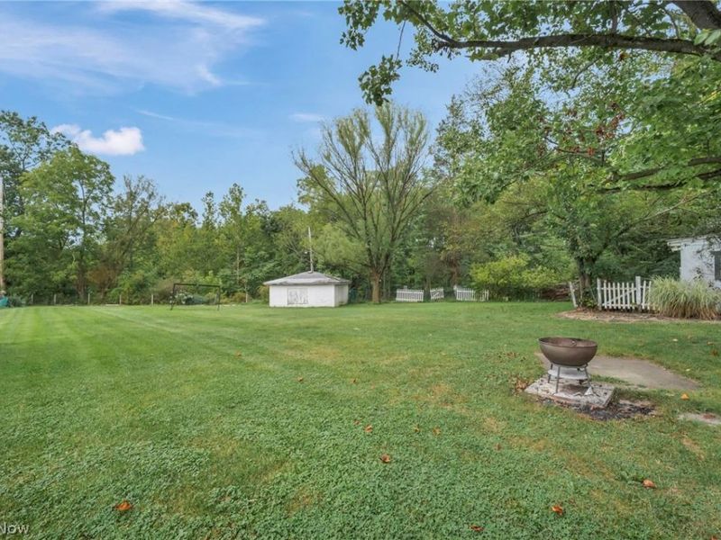 755 W Glendale Street , Bedford, OH 44146 Photo 35