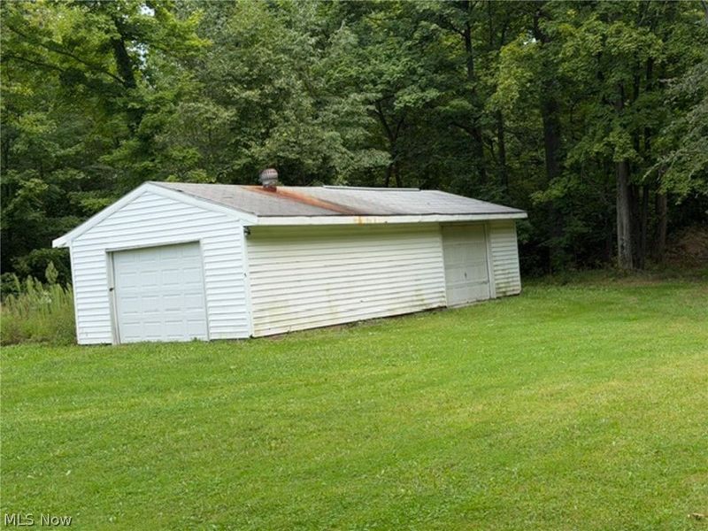 6464 Mahoning Avenue NE, Alliance, OH 44601 Photo 5