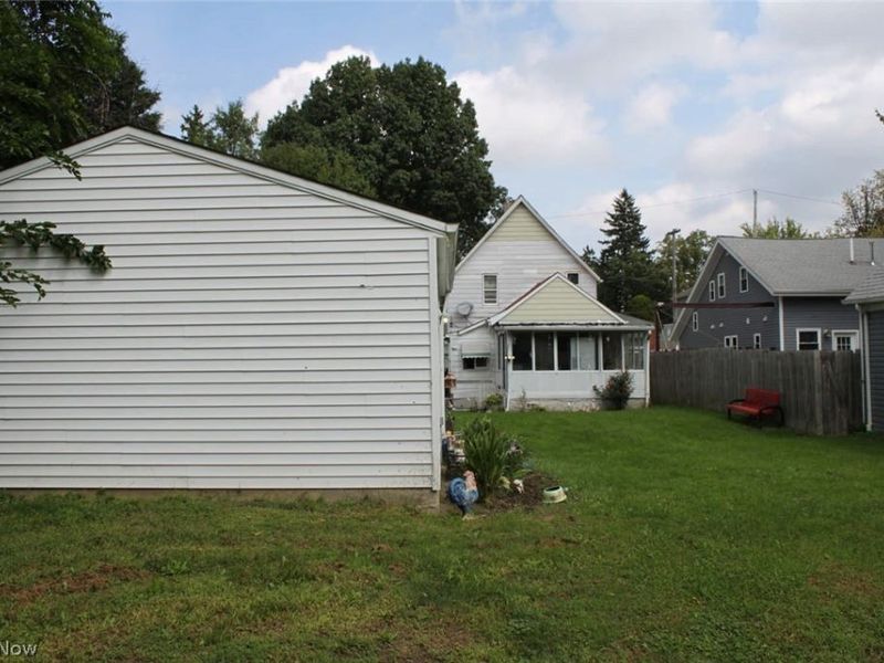 3748 Cress Road, Cleveland, OH 44111 Photo 14