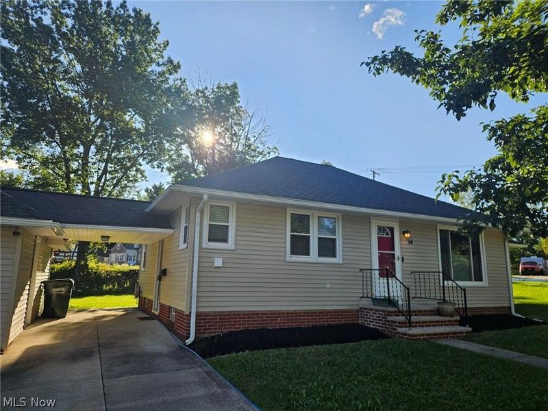 14 Thames Avenue, Bedford, OH 44146 Photo 2