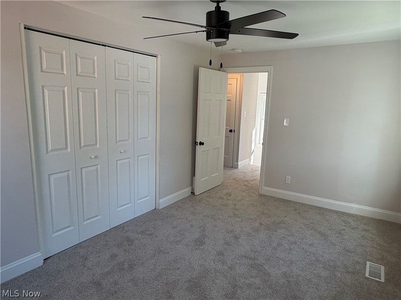17012 Eldamere Avenue, Cleveland, OH 44128 Photo 21