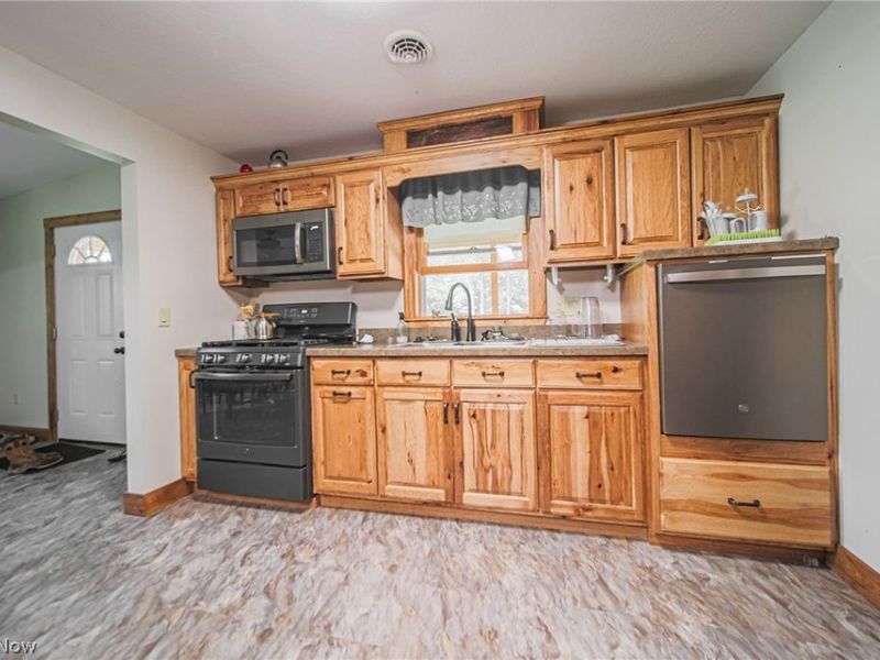 74333 Irish Ridge Road , Kimbolton, OH 43749 Photo 11