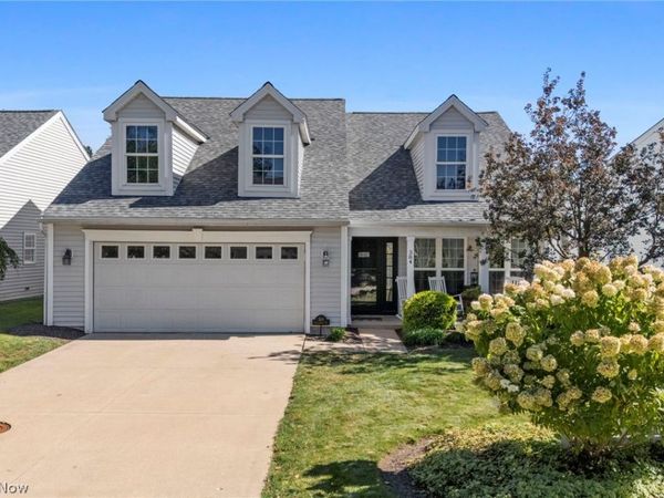 384 Clearbrook Drive , Avon Lake, OH 44012