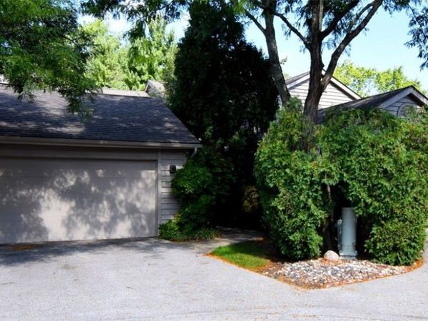 7 Saratoga Court , Beachwood, OH 44122