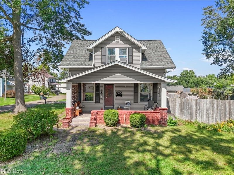 3051 Perrydale Street NW, Uniontown, OH 44685 Photo 1