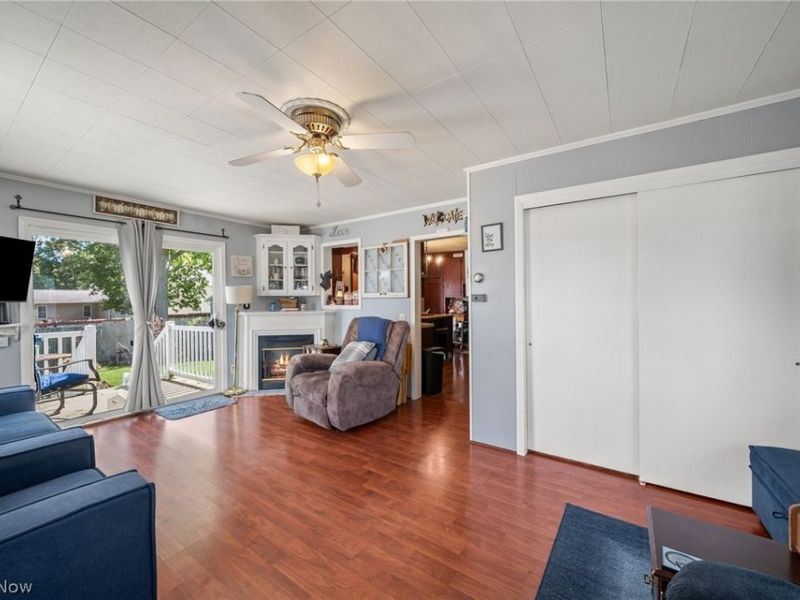 3051 Perrydale Street NW, Uniontown, OH 44685 Photo 12