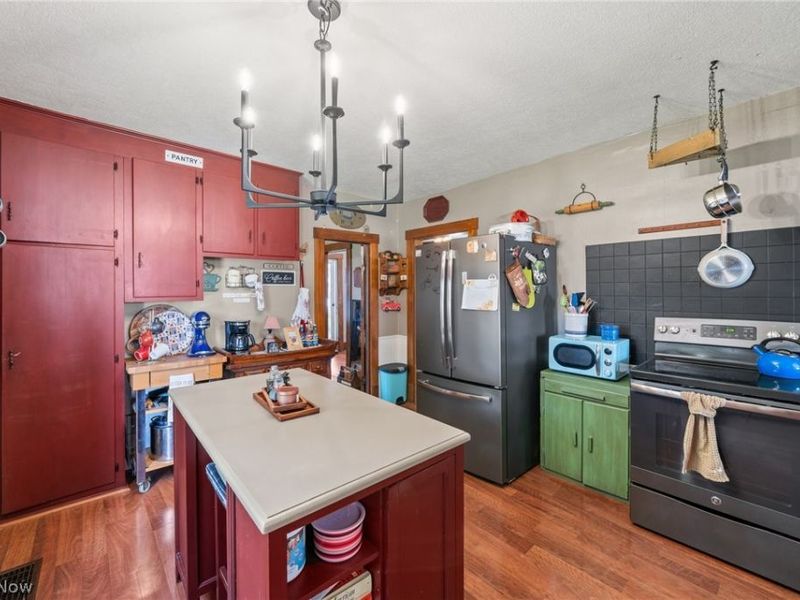 3051 Perrydale Street NW, Uniontown, OH 44685 Photo 7