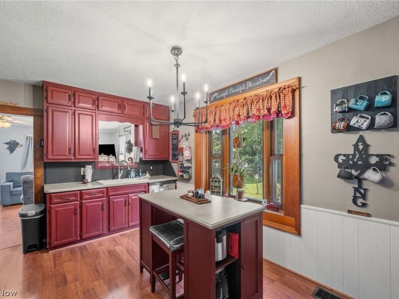 3051 Perrydale Street NW, Uniontown, OH 44685 Photo 8