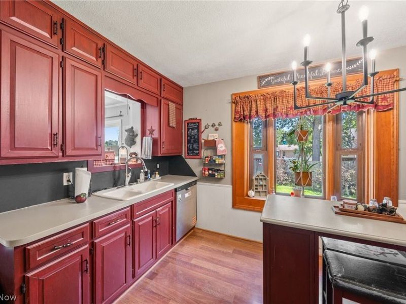 3051 Perrydale Street NW, Uniontown, OH 44685 Photo 9