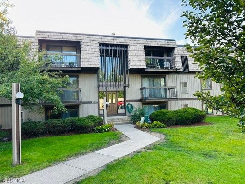9530 Cove Drive, Unit 31C, North Royalton, OH 44133 Photo 1