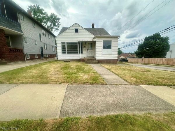 4904 E 90th Street , Garfield Heights, OH 44125