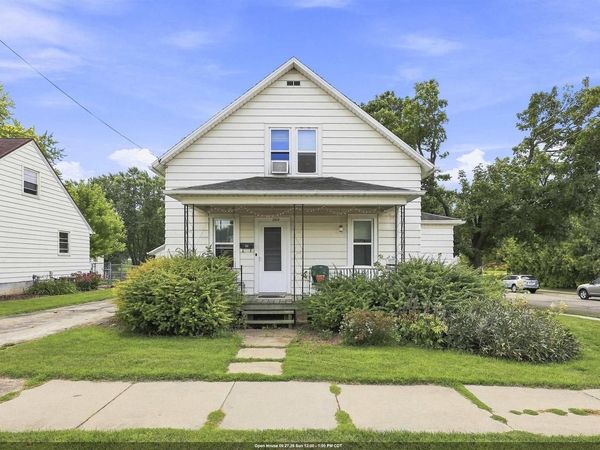 703 PARK AVENUE, Little Chute, WI 54140