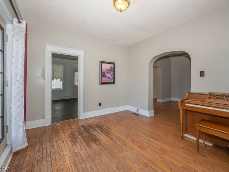 452 E Main Street, East Palestine, OH 44413 Photo 13