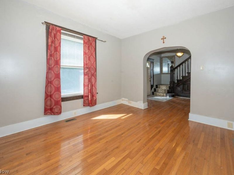 452 E Main Street, East Palestine, OH 44413 Photo 7